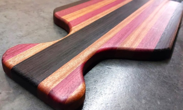 Deska do krojenia/serwowania z drewna egzotycznego - amarant, wenge oraz sapele