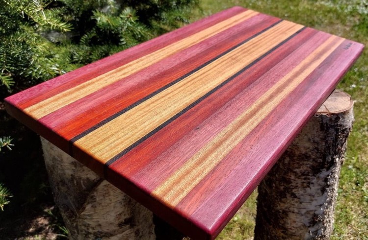 Deska do krojenia/serwowania z drewna egzotycznego - padouk, wenge, sapele oraz amarant